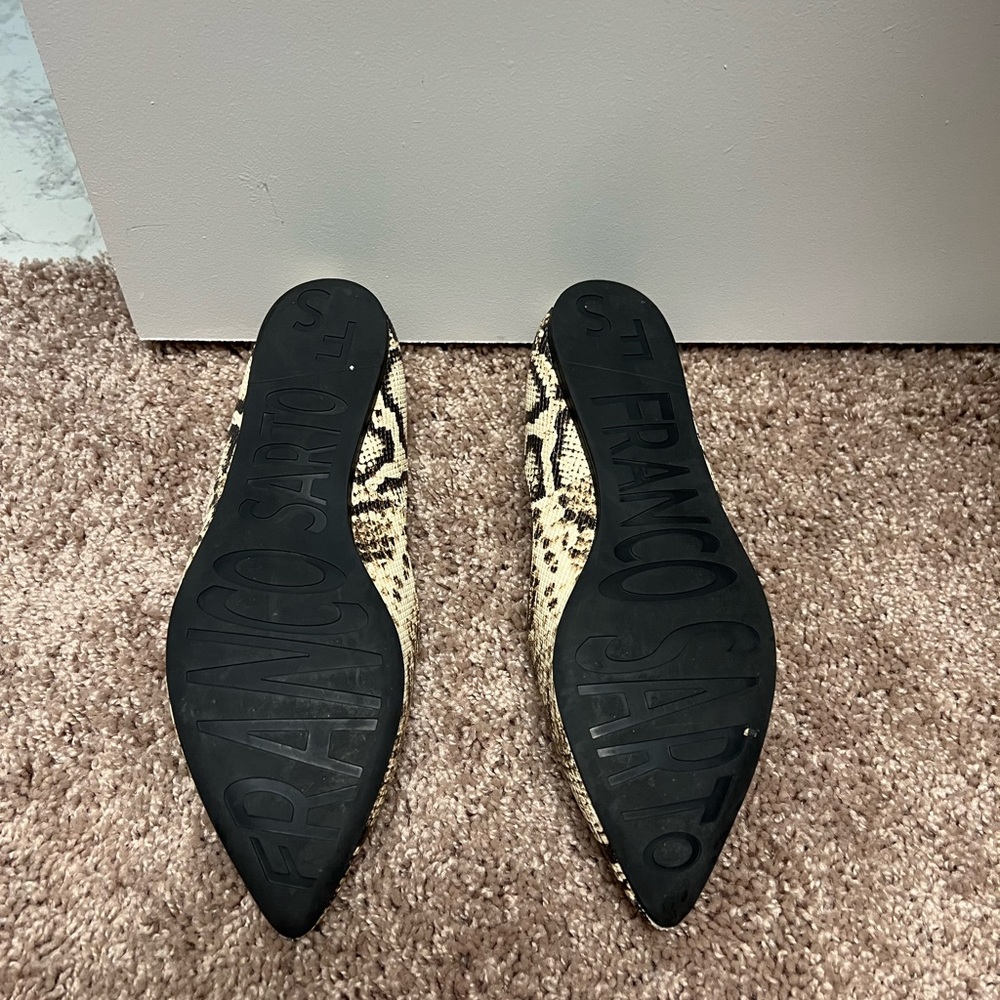 Flats - Picture 2 of 4
